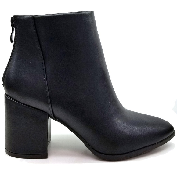 Shoes - New Black Chunky Heel Point Toe Booties Boots